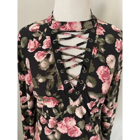 Hot Kiss Black Floral Print Long Sleeve Low V-Neck Strap Shirt - Picture 2 of 10